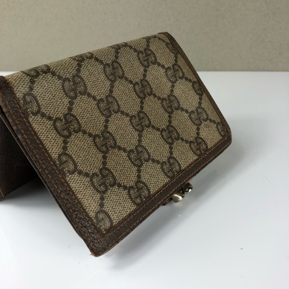 Gucci wallet